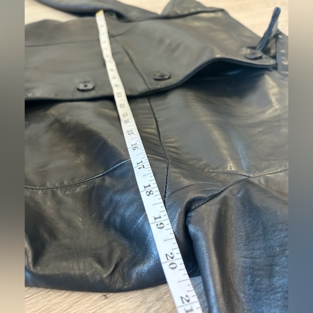 DANIER Black Genuine Leather Button Up Jacket. Size L - Picture 10 of 11